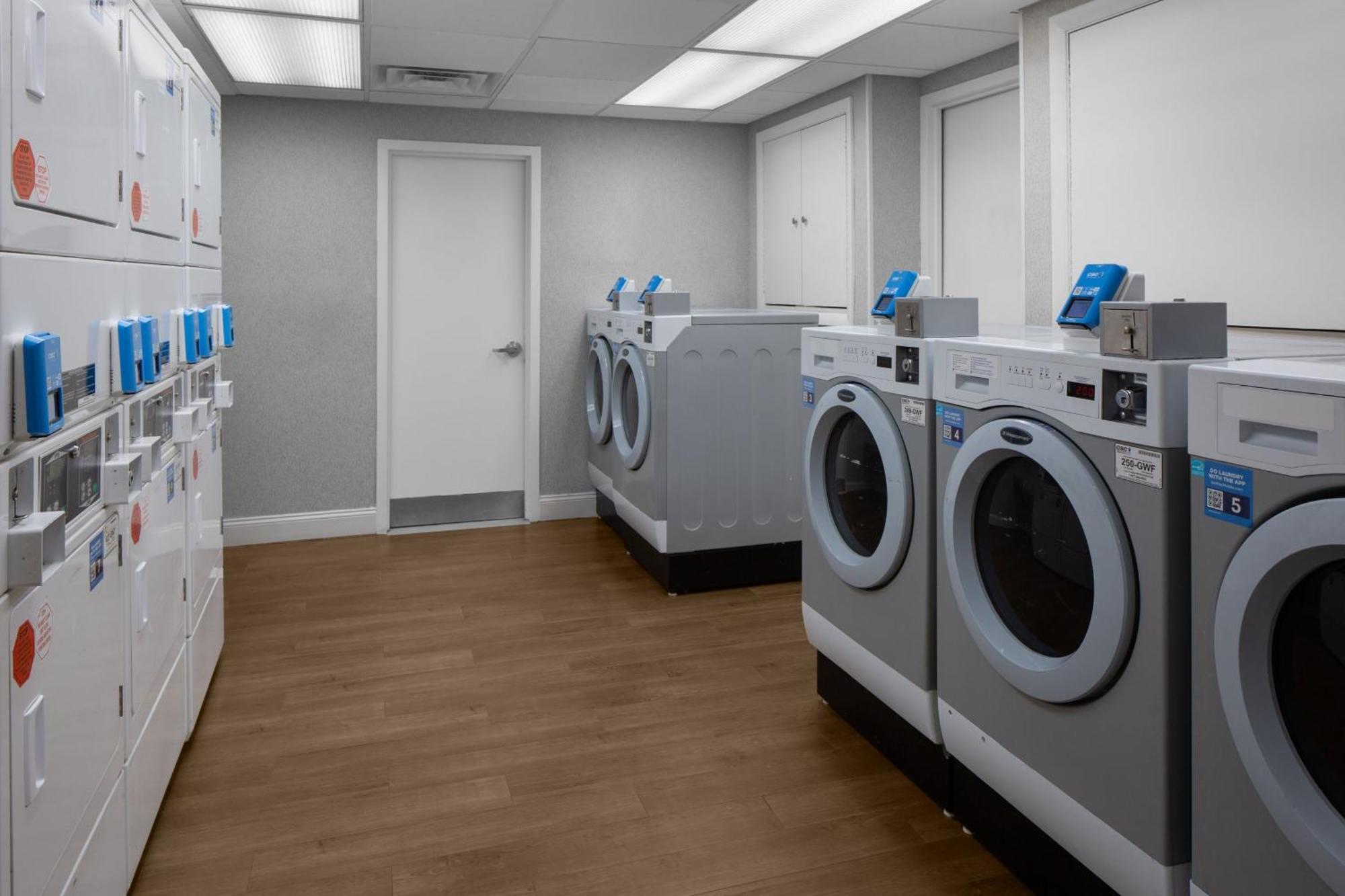 Residence Inn White Plains Westchester County Екстер'єр фото